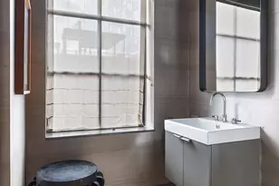 550 W 29th St, New York, NY 10001 - Photo 17