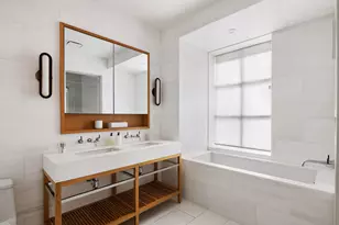 550 W 29th St, New York City, NY 10001 - Photo 7