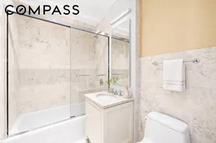 300 E 55th St, New York City, NY 10022 - Photo 17