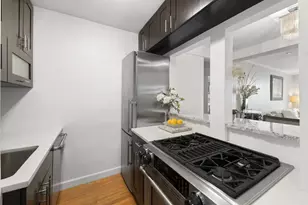 330 E 70th St, New York City, NY 10021 - Photo 5