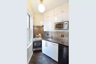 25 Minetta Lane #4L, New York City, NY 10012 - Photo 5