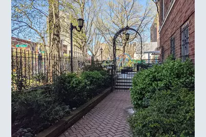 25 Minetta Lane #4L, New York City, NY 10012 - Photo 7