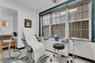 16 Park Ave, New York City, NY 10016 - Photo 5