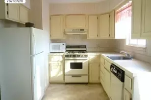 78 Forest St, New York City, NY 10314 - Photo 15