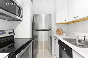 343 E 74th St, New York City, NY 10021 - Photo 3