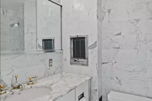 425 E 58th St, New York City, NY 10022 - Photo 13