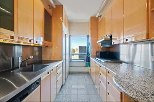 425 E 58th St, New York City, NY 10022 - Photo 17