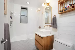 211 E 18th St, New York, NY 10003 - Photo 5