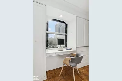 305 E 40th Street #4J, New York City, NY 10017 - Photo 9