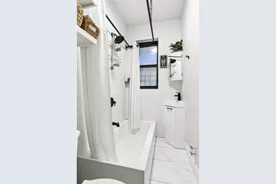 30 Macombs Place #21, New York City, NY 10039 - Photo 5
