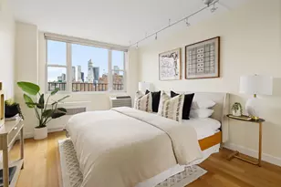 61 Jane St, New York City, NY 10014 - Photo 7