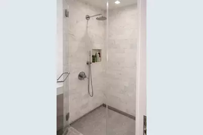 591 3rd Avenue #14D, New York, NY 10016 - Photo 5