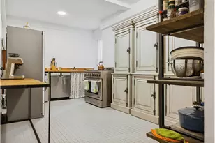 424 E 52nd St, New York City, NY 10022 - Photo 7