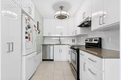 9-20 166th Street #4B, Whitestone, NY 11357 - Photo 3