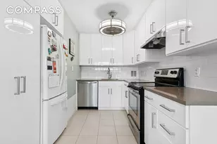 9-20 166th St, New York City, NY 11357 - Photo 3