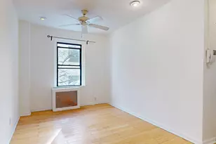 21-38 35th St, Astoria, NY 11105 - Photo 3