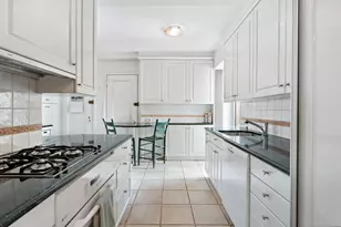 515 West End Ave, New York, NY 10024 - Photo 9