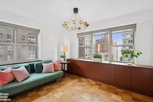 400 E 54th St, New York City, NY 10022 - Photo 15