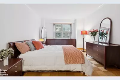 400 E 54th Street #14F, New York City, NY 10022 - Photo 13