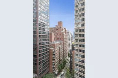 400 E 54th Street #14F, New York City, NY 10022 - Photo 21