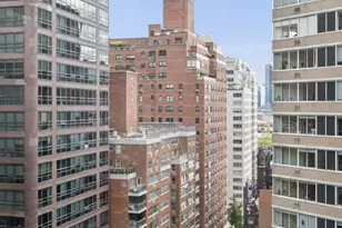 400 E 54th St, New York City, NY 10022 - Photo 21