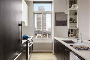 85 Adams St, New York City, NY 11201 - Photo 3