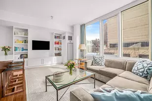 8 Union Square S, New York City, NY 10003 - Photo 11