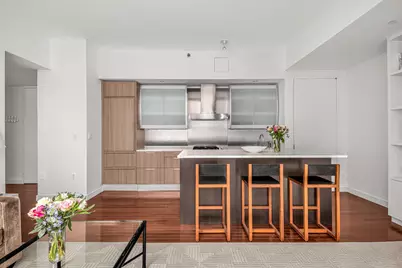 8 Union Square S #2B, New York City, NY 10003 - Photo 3