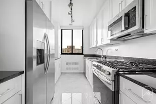 145 W 67th St, New York City, NY 10023 - Photo 5