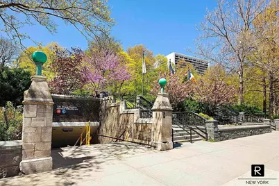 300 W 135th Street #4-C, New York City, NY 10030 - Photo 23