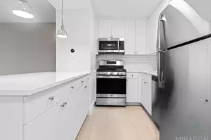 330 E 39th St, New York City, NY 10016 - Photo 7