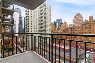 330 E 39th St, New York City, NY 10016 - Photo 5