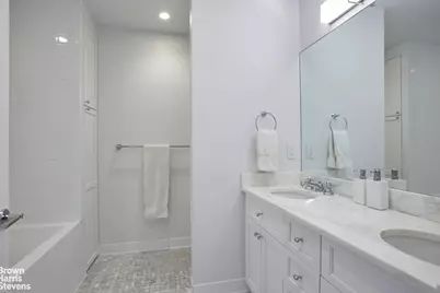 101 W 81st Street #701/702, New York City, NY 10024 - Photo 25