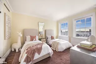 1 Beekman Pl, New York City, NY 10022 - Photo 13