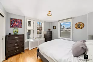 251 W 98th St, New York City, NY 10025 - Photo 5