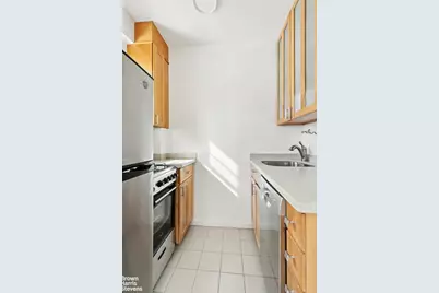 345 E 52nd Street #9H, New York City, NY 10022 - Photo 3