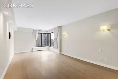 200 Central Park S #35A, New York City, NY 10019 - Photo 17