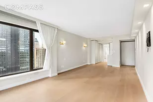 200 Central Park S, New York City, NY 10019 - Photo 19