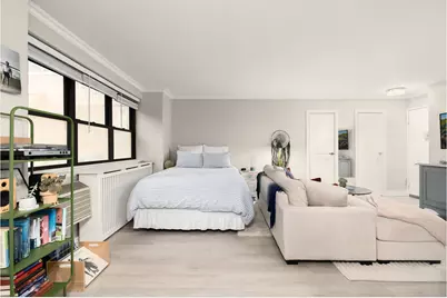 301 E 63rd Street #2K, New York, NY 10065 - Photo 5