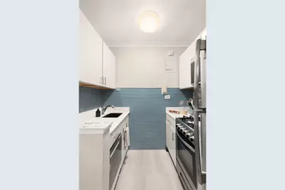 301 E 63rd Street #2K, New York City, NY 10065 - Photo 3