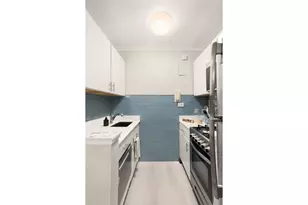 301 E 63rd St, New York City, NY 10065 - Photo 3