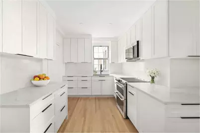 410 E 57th Street #1CD, New York, NY 10022 - Photo 3