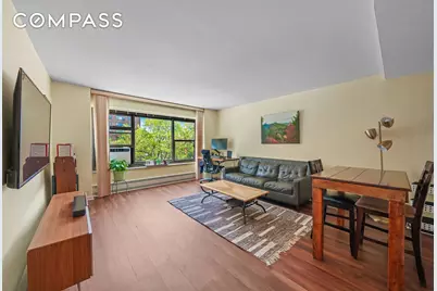 21-80 33rd Road #3C, New York City, NY 11106 - Photo 1