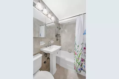 345 E 73rd Street #4C, New York City, NY 10021 - Photo 5