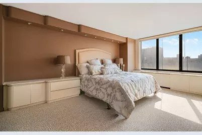 422 E 72nd Street #32DE, New York, NY 10021 - Photo 9