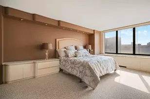 422 E 72nd St, New York, NY 10021 - Photo 9