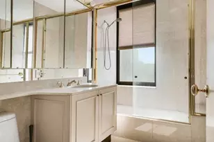 422 E 72nd St, New York, NY 10021 - Photo 11