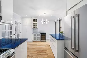 400 W 58th St, New York City, NY 10019 - Photo 5