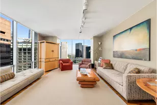 641 5th Ave, New York City, NY 10022 - Photo 1