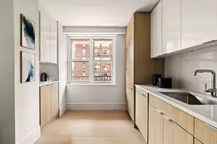 175 W 95th St, New York City, NY 10025 - Photo 3